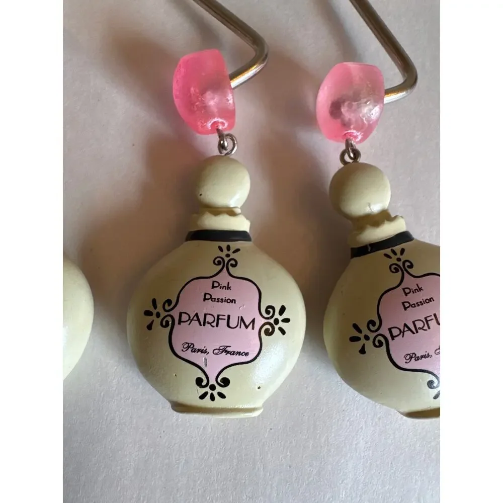 Vintage Girly Shower Curtain Hooks